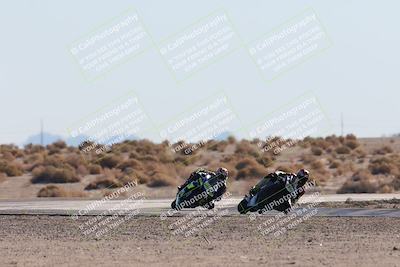 media/Dec-07-2025-CVMA (Sun) [[3e7d2de5dc]]/Race 1-Formula Superbike-Supersport Open (Holeshot)/